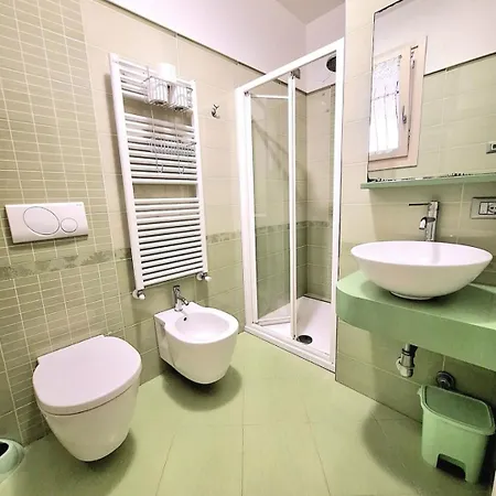 Super Location Front Апартаменты Сирмионе
