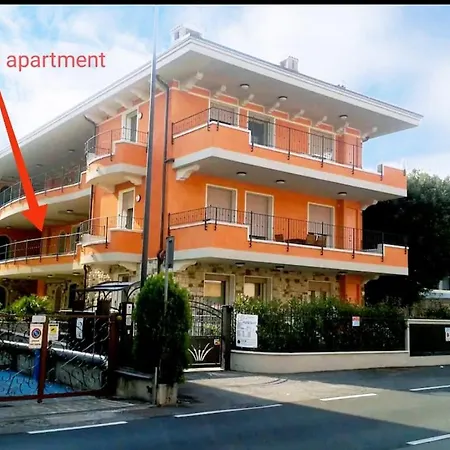 Super Location Front * Сирмионе